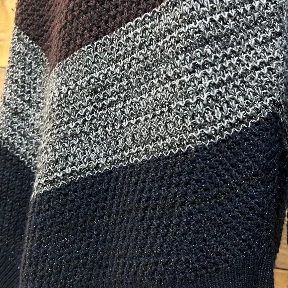 Apt. 9 Scoop Neck Long Sleeve Striped Gray Navy and Maroon Knit Sweater Medium - Picture 4 of 10